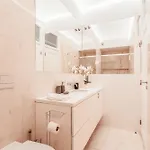 Chic & Elegant Lapa By Gt House Apartment